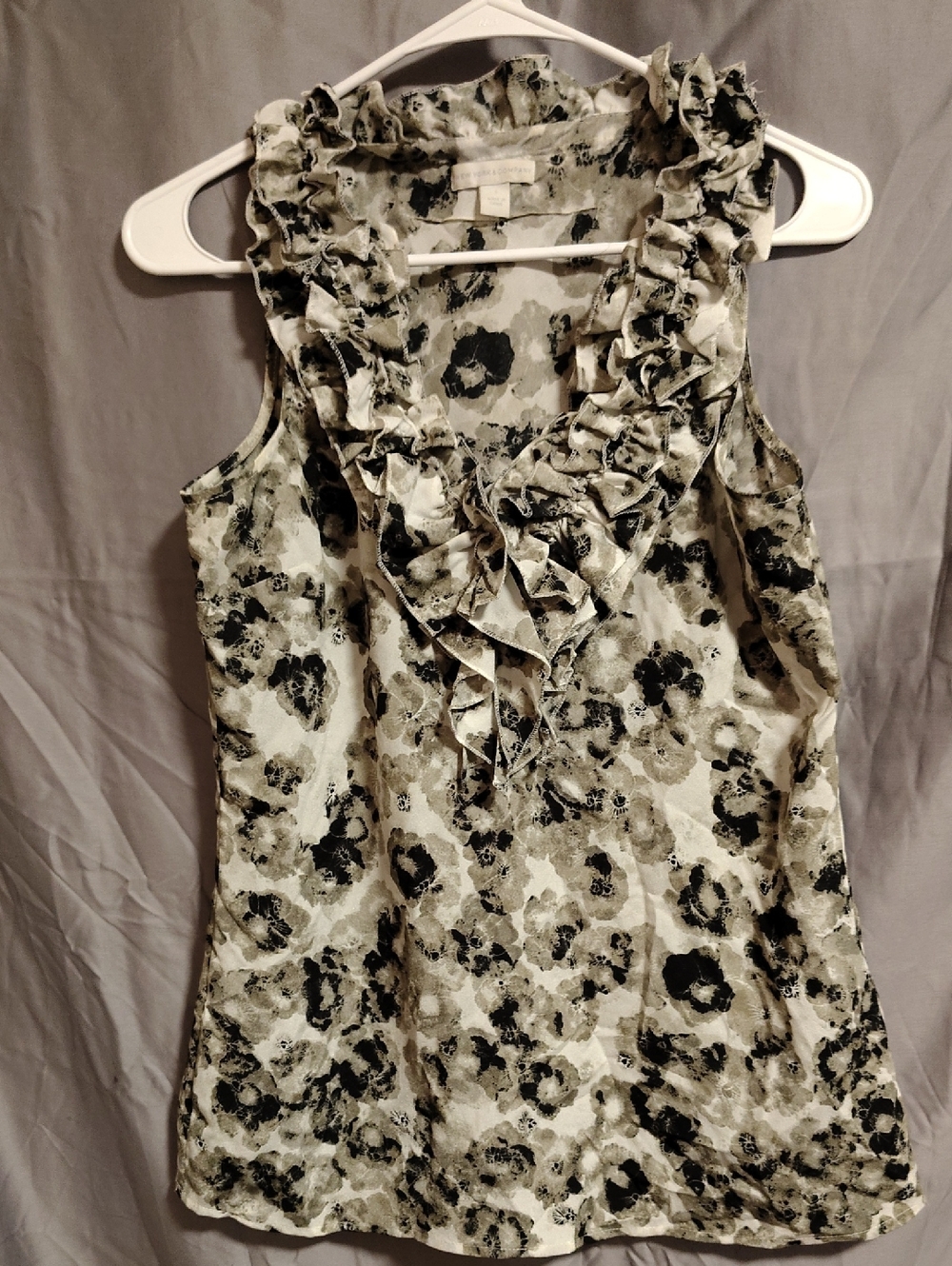 New York & Company Black and Cream Ruffled V-Neck Floral Camisole